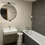 Luxury Flat In Sky Park, Castle View, Free Parking Apartament Bratysława