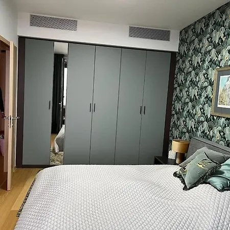 Luxury Flat In Sky Park, Castle View, Free Parking