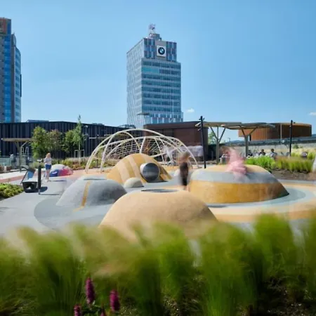 Luxury Flat In Sky Park, Castle View, Free Parking Bratysława