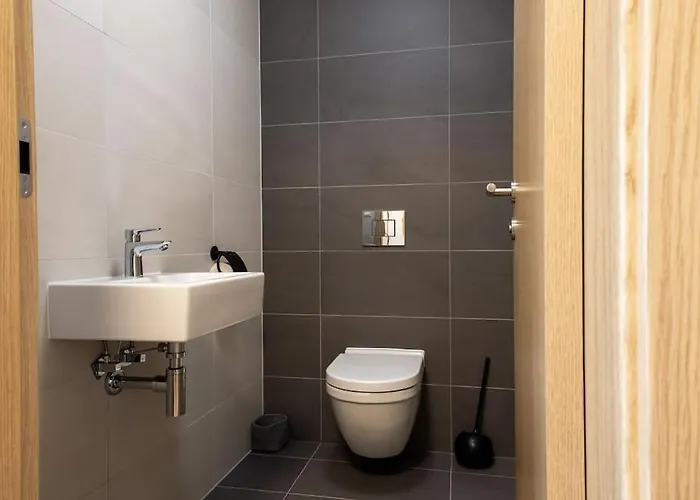 Luxury Flat In Sky Park, Castle View, Free Parking Bratislava