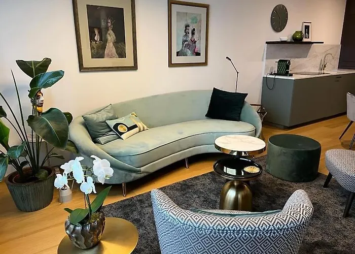 Luxury Flat In Sky Park, Castle View, Free Parking Lejlighed *