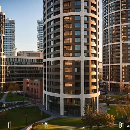 Luxury Flat In Sky Park, Castle View, Free Parking